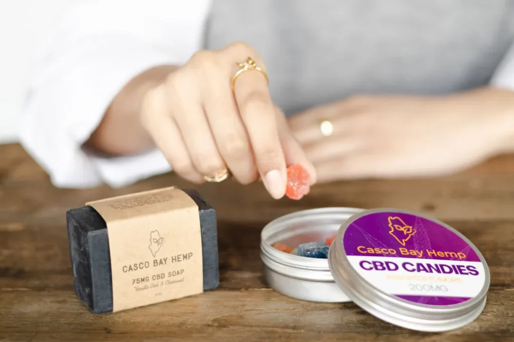 CBD gummies contains many beneficial ingredients. 